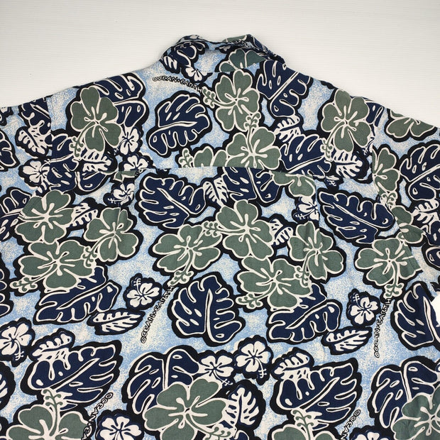 Ocean & Earth Shirt adult Size Small Vintage Floral Rayon surf casual collar Y2K