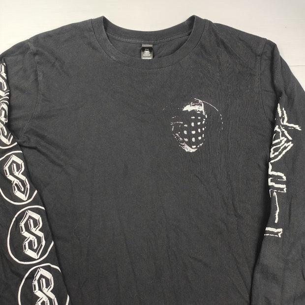 Y2k style T-shirt Size Medium Black Long Sleeve S surf street Art Graffiti
