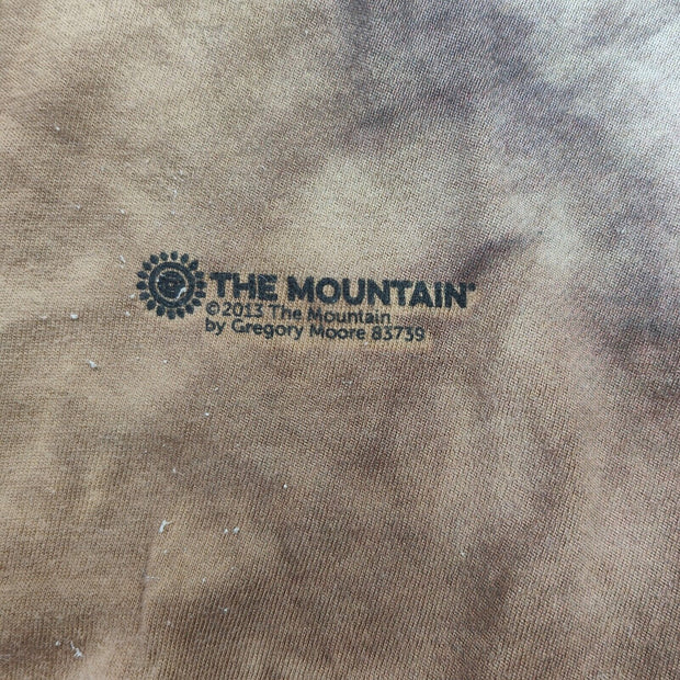 The Mountain Shirt Adult Size Medium The Camel ! 2013 Gregory Moore Big Print